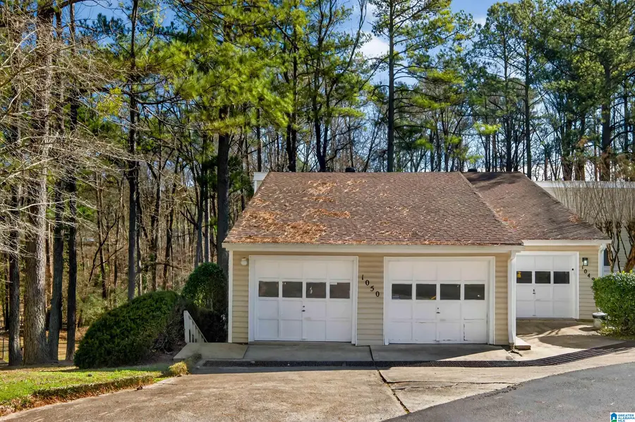 1050 IVY HILLS CIRCLE, Hoover, AL 35216 - Image #3