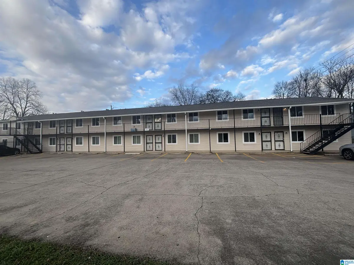 405 30TH STREET S, Bessemer, AL 35020 - Image #1