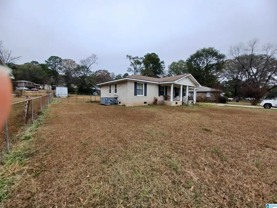 1008 26TH AVENUE N, Hueytown, AL 35023 - Image #2