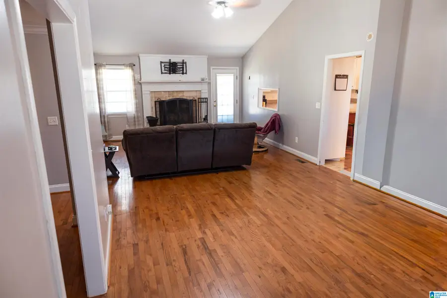 3014 MARTIN STREET S, Cropwell, AL 35054 - Image #3