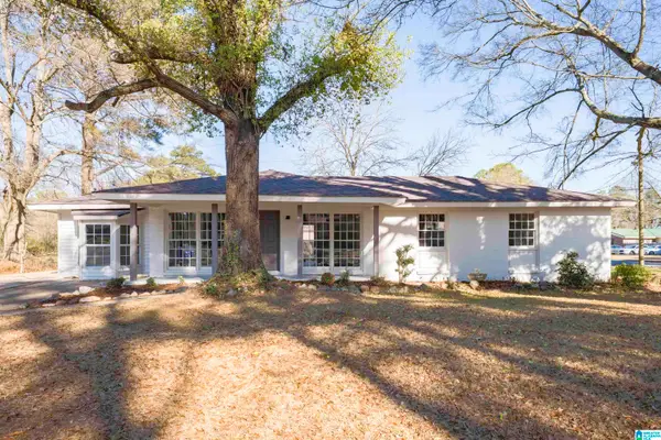 2901 TERESA AVENUE, Hueytown, AL 35023