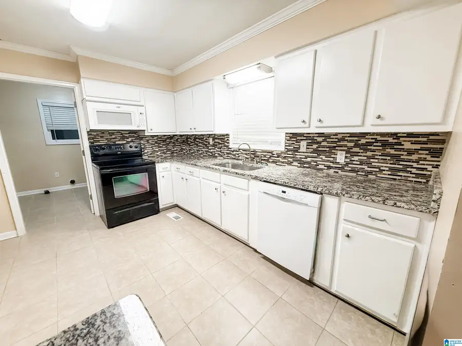 1690 COUNTY ROAD 18, Clanton, AL 35046 - Image #3