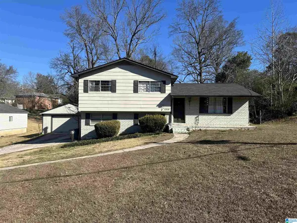 3205 WAXBERRY LANE, Gardendale, AL 35217