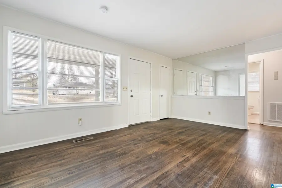 900 HEFLIN AVENUE E, Birmingham, AL 35214 - Image #3
