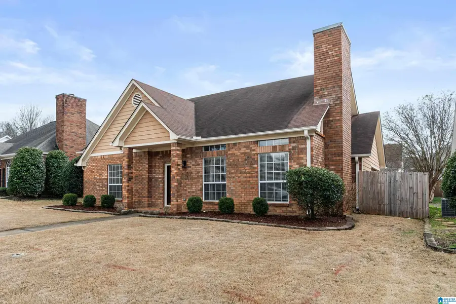 111 STRATSHIRE LANE, Pelham, AL 35124 - Image #2