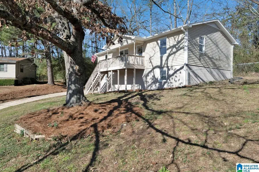 225 ASH CIRCLE, Trussville, AL 35173 - Image #3
