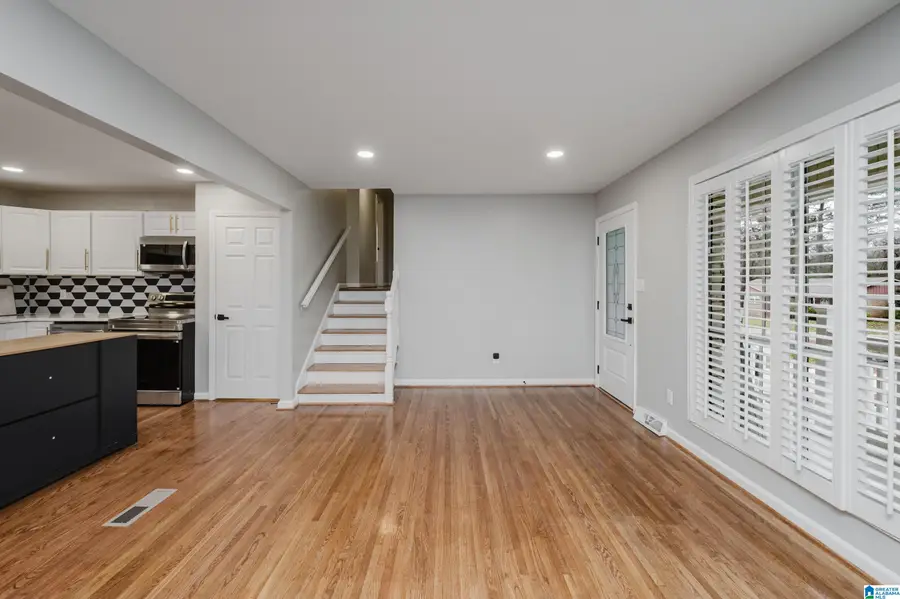 1013 NORMANDALE CIRCLE, Bessemer, AL 35023 - Image #2