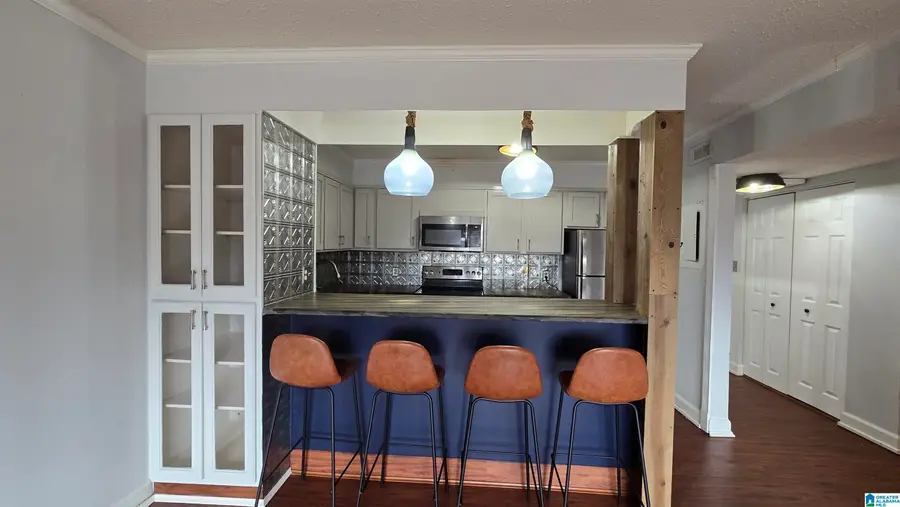 2625 HIGHLAND AVENUE, Birmingham, AL 35205 - #3