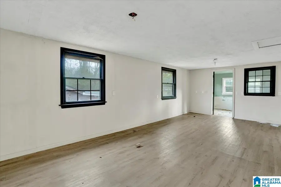 454 HUTCHENS DRIVE, Oneonta, AL 35121 - Image #2