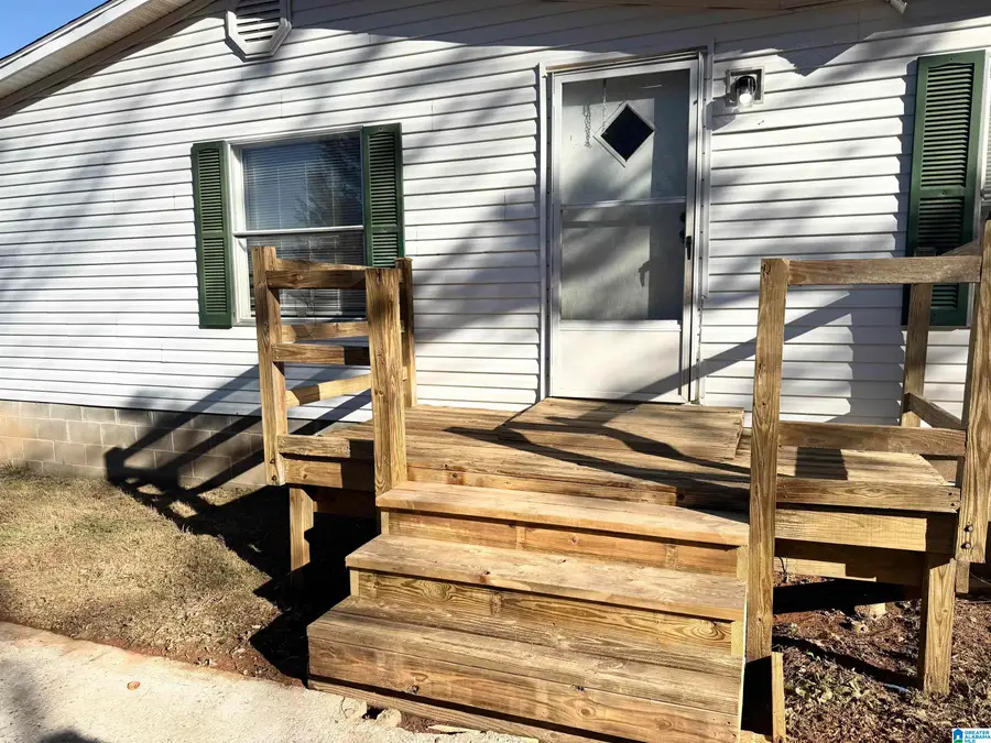 1711 LAKE GERALD CIRCLE, Delta, AL 36258 - Image #3