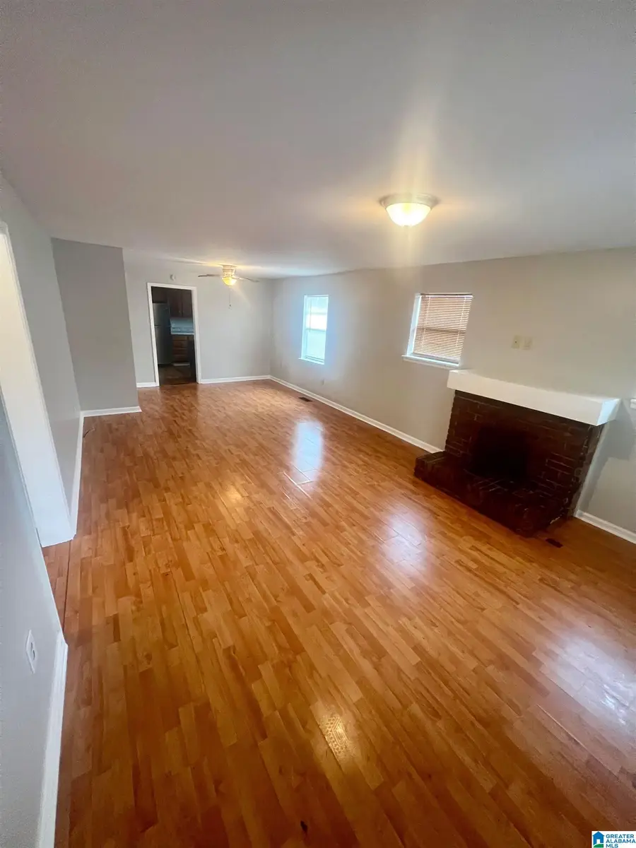 3921 RUTLEDGE AVENUE, Birmingham, AL 35221 - Image #2