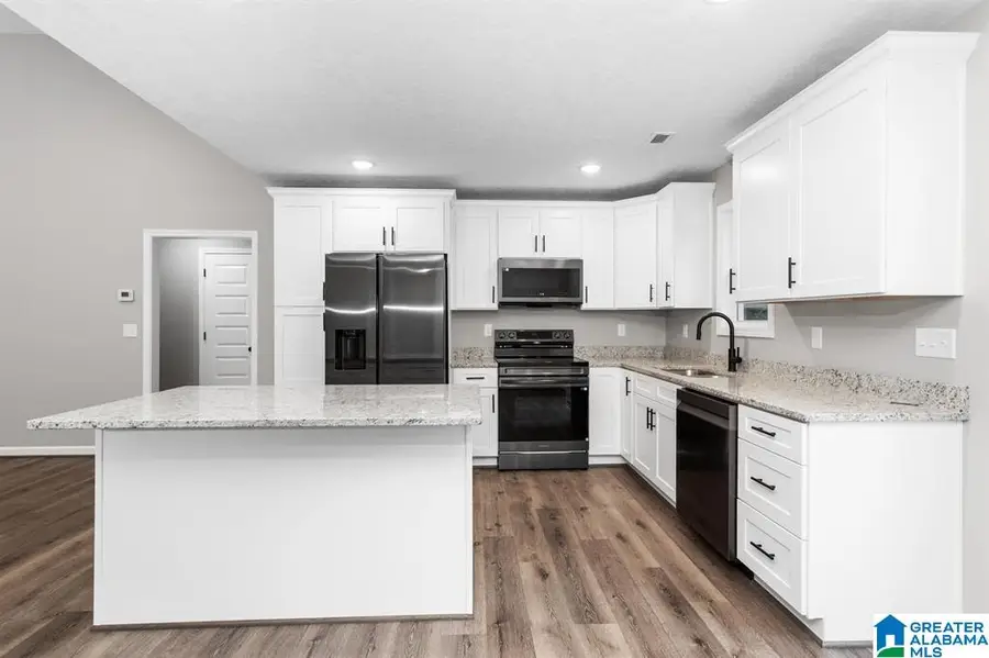 807 2ND AVENUE NE, Jacksonville, AL 36265 - Image #3