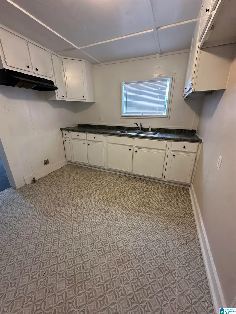 2225 19TH STREET N, Bessemer, AL 35020 - Image #3