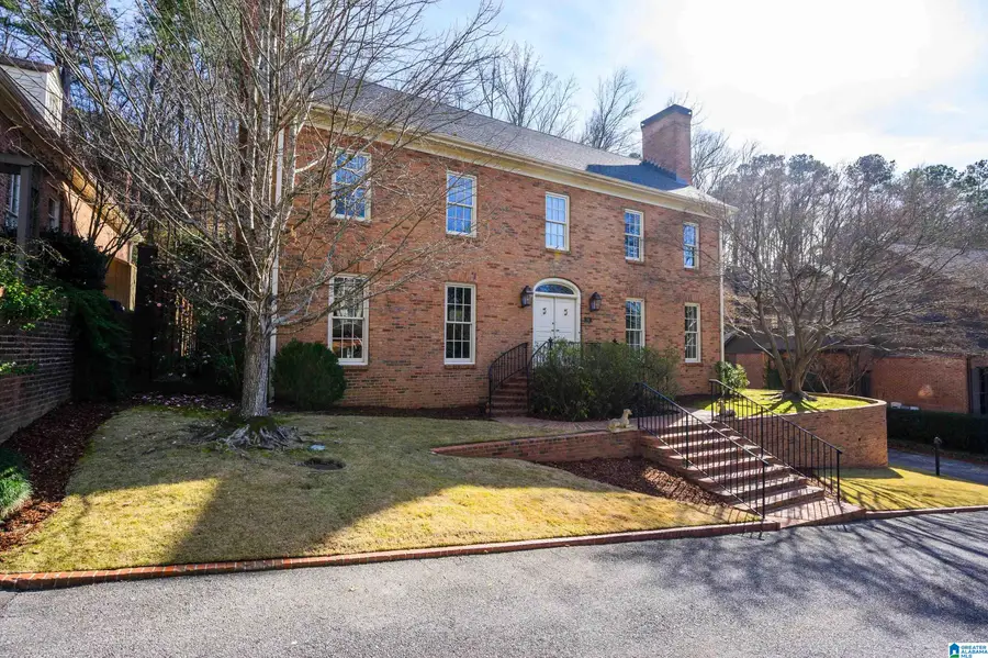 56 CROSS CREEK DRIVE, Mountain Brook, AL 35213 - Image #2