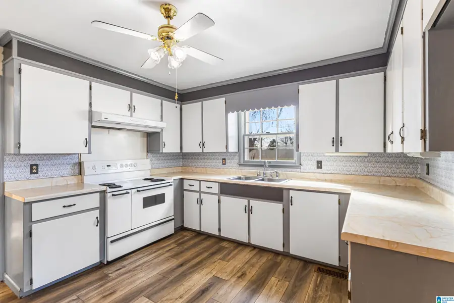 203 REYNOLDS STREET NW, Jacksonville, AL 36265 - Image #3