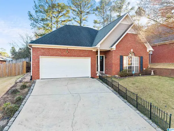 3225 BOXWOOD DRIVE, Hoover, AL 35216