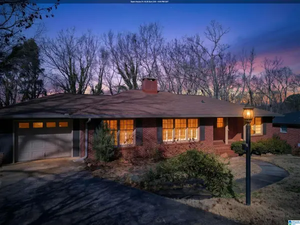 10 LANIER PLACE, Anniston, AL 36207