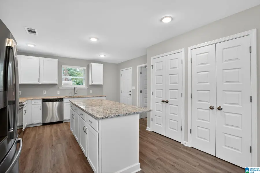 829 49TH STREET N, Birmingham, AL 35212 - Image #2