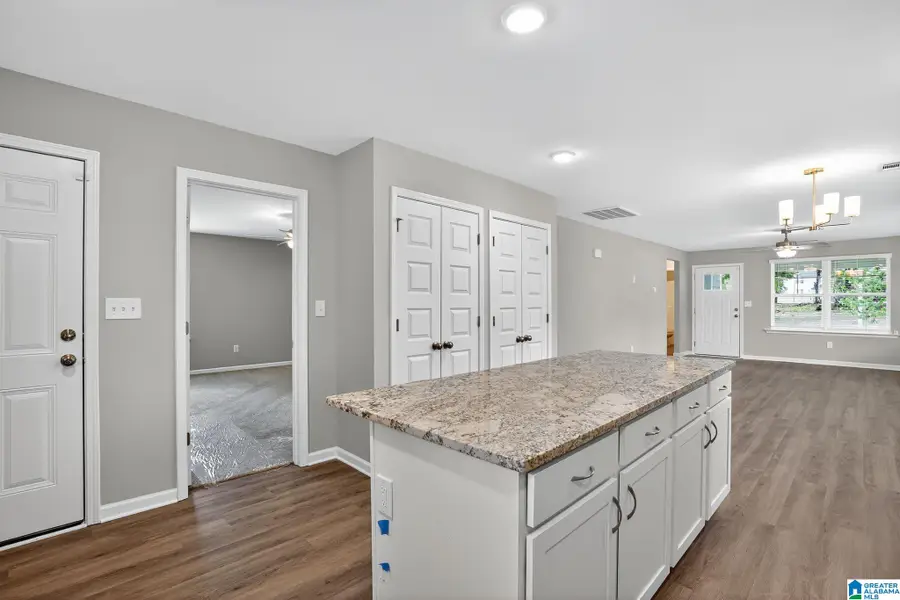 829 49TH STREET N, Birmingham, AL 35212 - Image #3