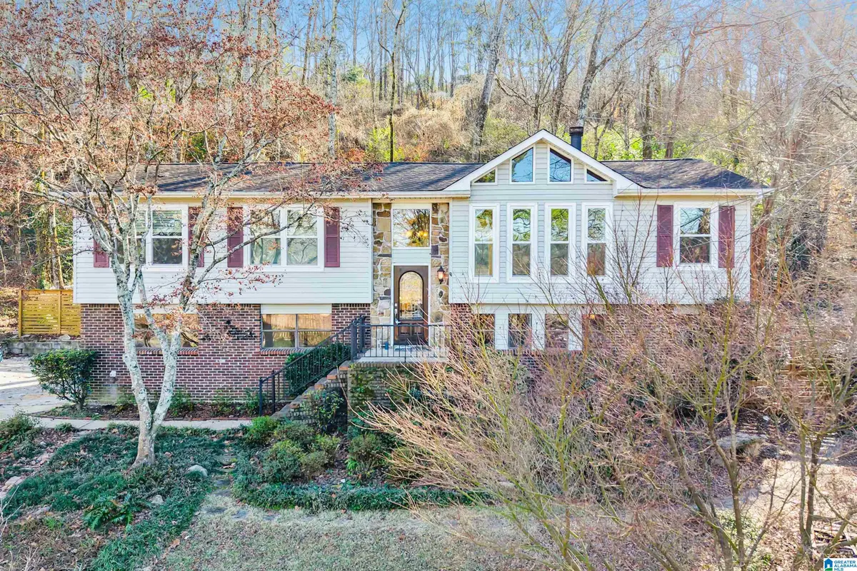 1735 OLD COLUMBIANA ROAD, Homewood, AL 35216 - Image #1