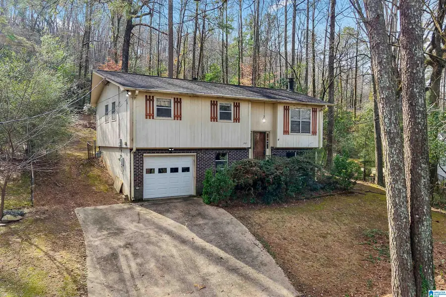 1727 OLD COLUMBIANA ROAD, Homewood, AL 35216 - Image #2