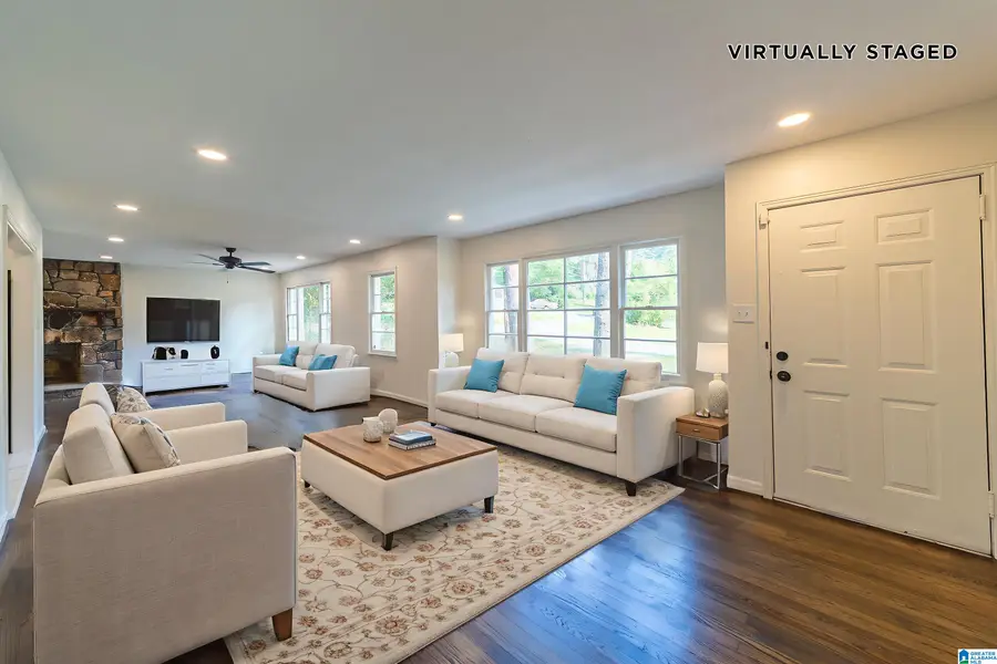 512 22ND TERRACE NE, Center Point, AL 35215 - #2