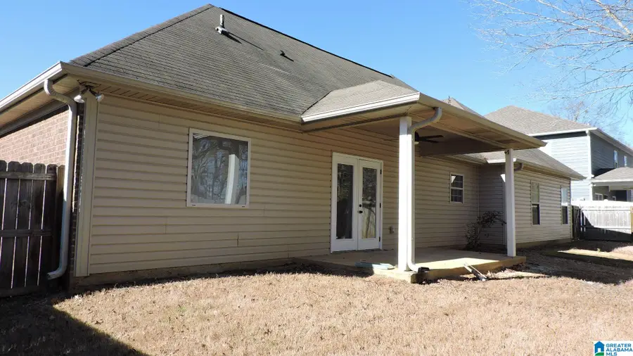 1396 N WYNLAKE DRIVE, Alabaster, AL 35007 - Image #3