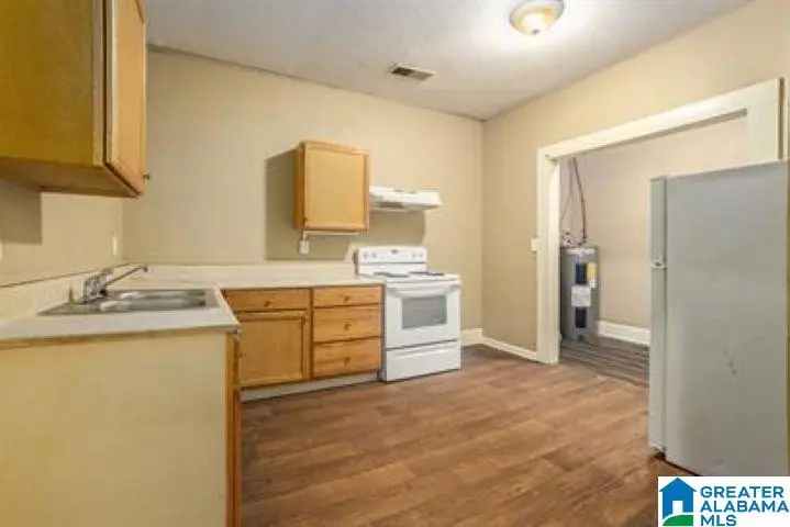 3827 40TH AVENUE N, Birmingham, AL 35217 - Image #2