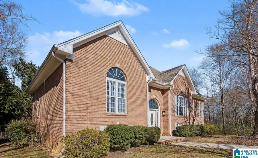 106 CLUSTER SPRINGS CIRCLE, Gardendale, AL 35071 - Image #3