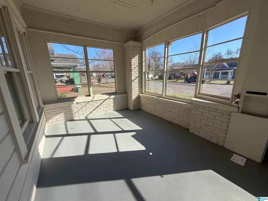 2610 AVENUE I, Birmingham, AL 35218 - Image #3