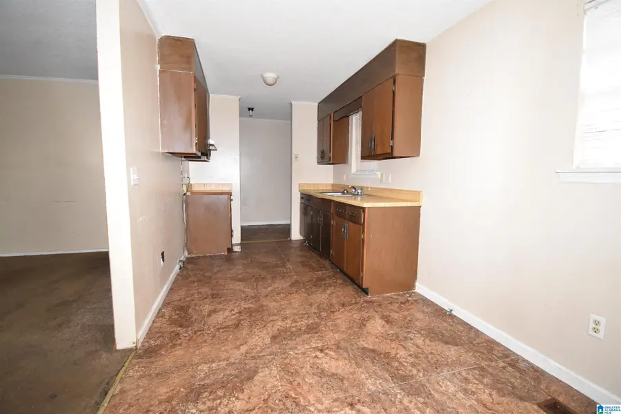 5106 GARY KAY STREET, Adamsville, AL 35005 - Image #3