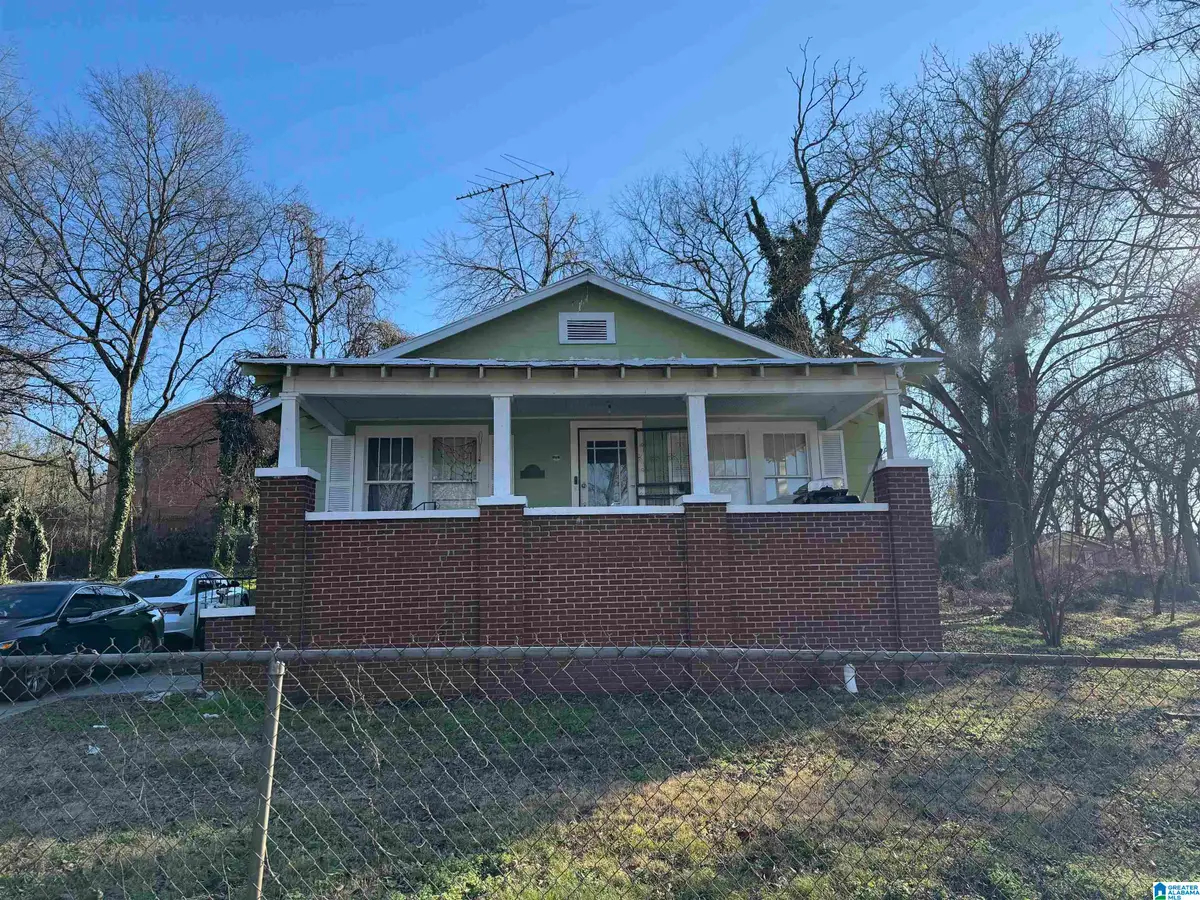 3515 CARVER AVENUE SW, Birmingham, AL 35221 - Image #1