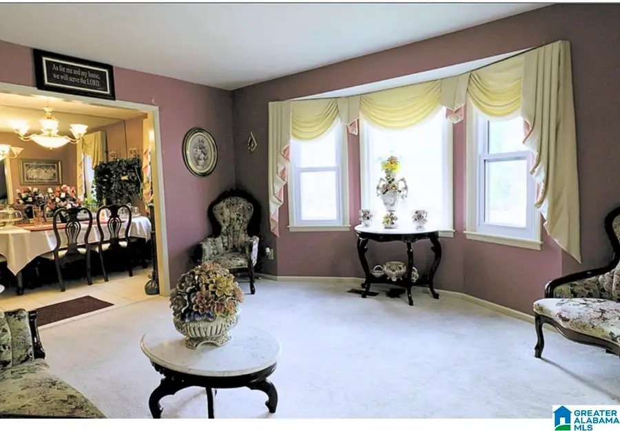 628 VAUGHN CIRCLE, Birmingham, AL 35235 - Image #2