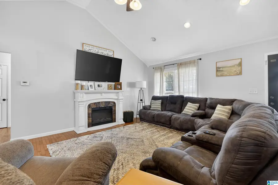 5618 SUNSET DRIVE, Hokes Bluff, AL 35903 - Image #3