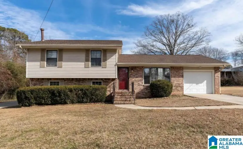 105 LADYWOOD LANE, Bessemer, AL 35022 - Image #1