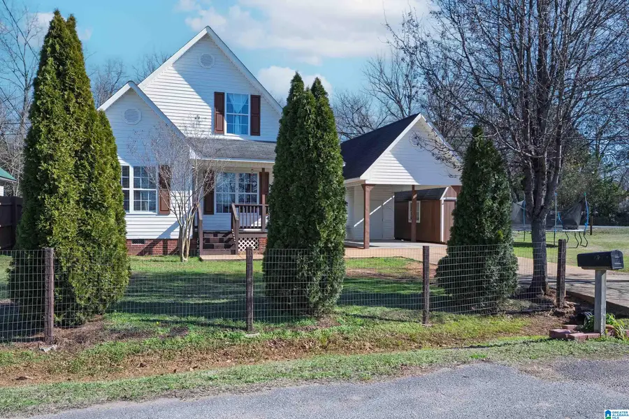 902 N LOUISVILLE AVENUE, Sylacauga, AL 35150 - #3