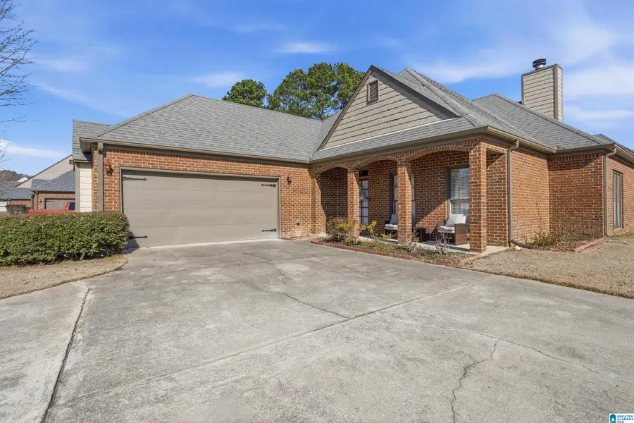 6132 BENT BROOK DRIVE, Bessemer, AL 35022 - Image #3