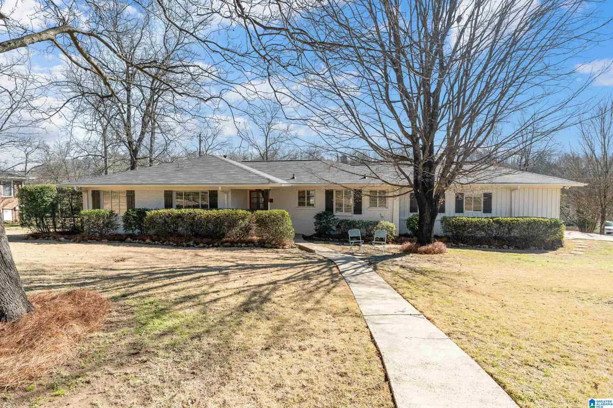 1801 VESTAVIEW LANE, Vestavia Hills, AL 35216 - Image #1