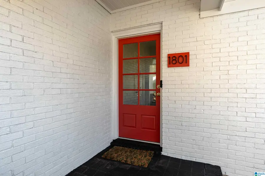 1801 VESTAVIEW LANE, Vestavia Hills, AL 35216 - Image #2