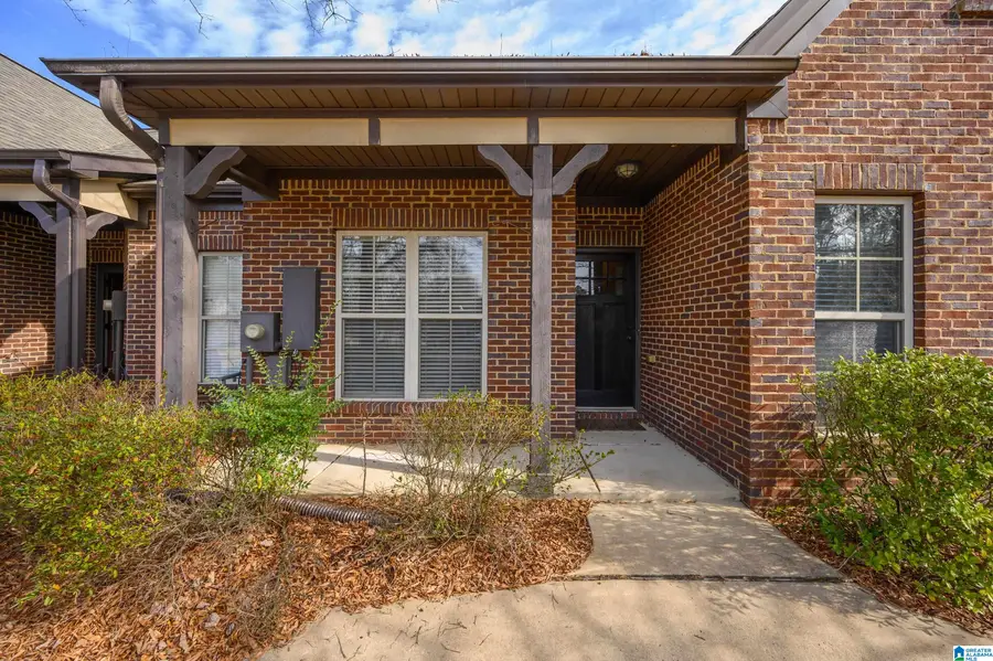 166 SINGAPORE CIRCLE, Birmingham, AL 35211 - Image #3