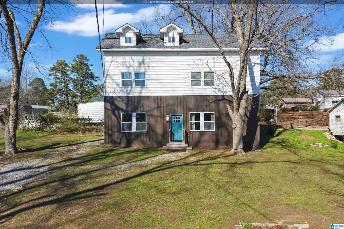 301 WISTERIA STREET, West Blocton, AL 35184 - #1