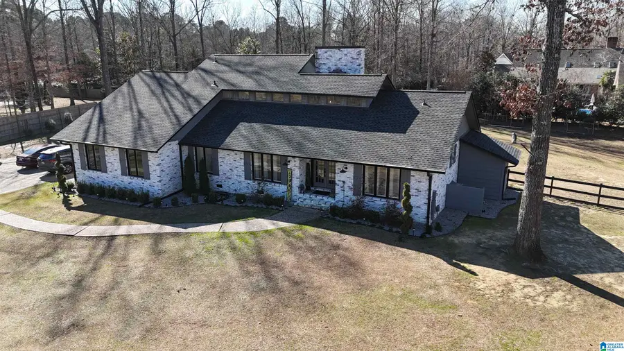 900 SHADES CLIFF ROAD, Jasper, AL 35504 - Image #2