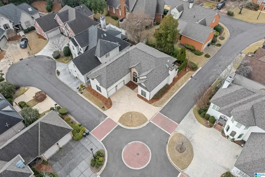 1501 EDINBURGH WAY, Vestavia Hills, AL 35243 - Image #2