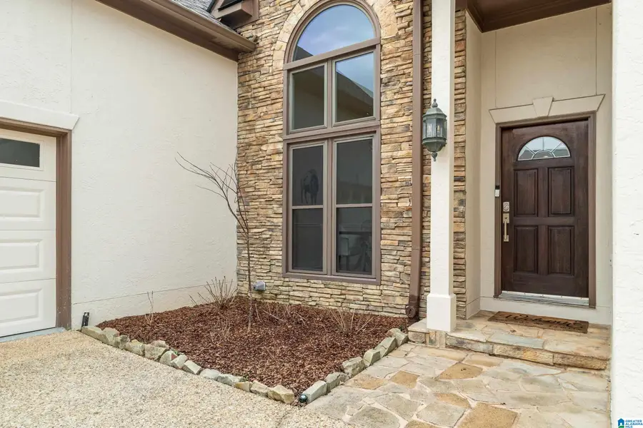 1501 EDINBURGH WAY, Vestavia Hills, AL 35243 - Image #3