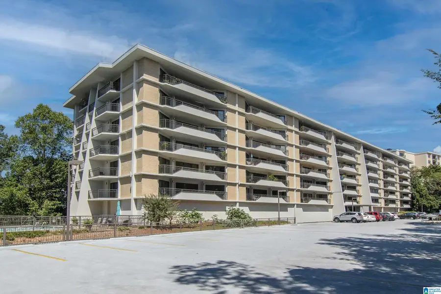 1120 E BEACON PARKWAY, Birmingham, AL 35209 - #2