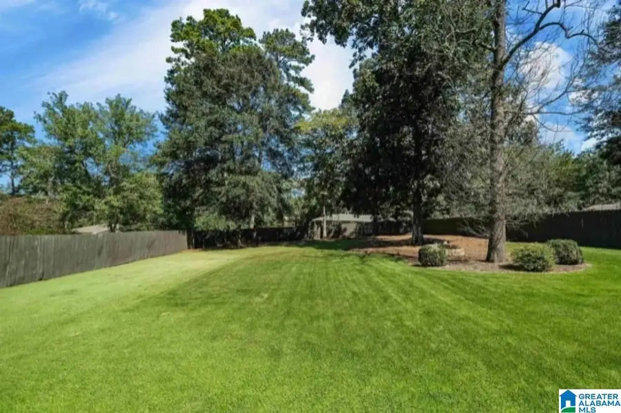 2420 DOLLY RIDGE ROAD, Vestavia Hills, AL 35243 - Image #3