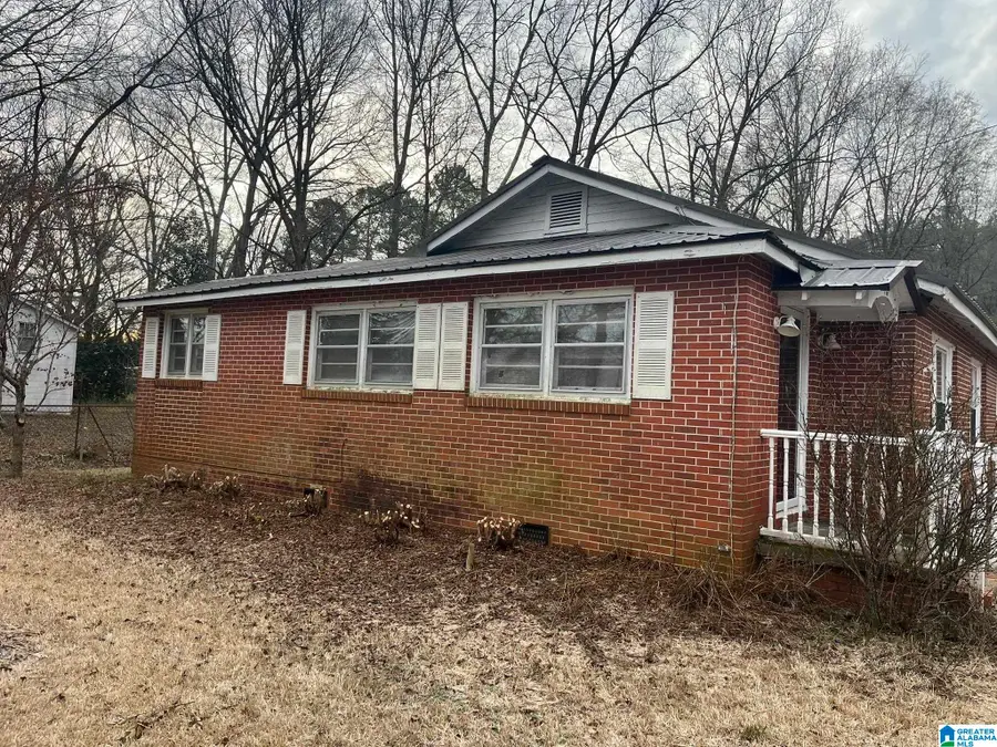 190 LOGAN STREET, Sycamore, AL 35149 - Image #2