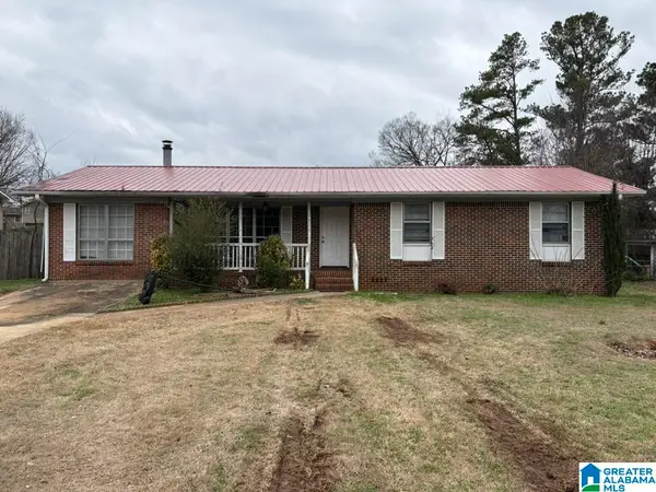 2812 EMERALD AVENUE, Hueytown, AL 35023