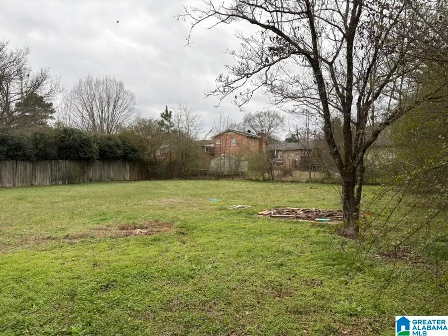 2812 EMERALD AVENUE, Hueytown, AL 35023 - Image #3