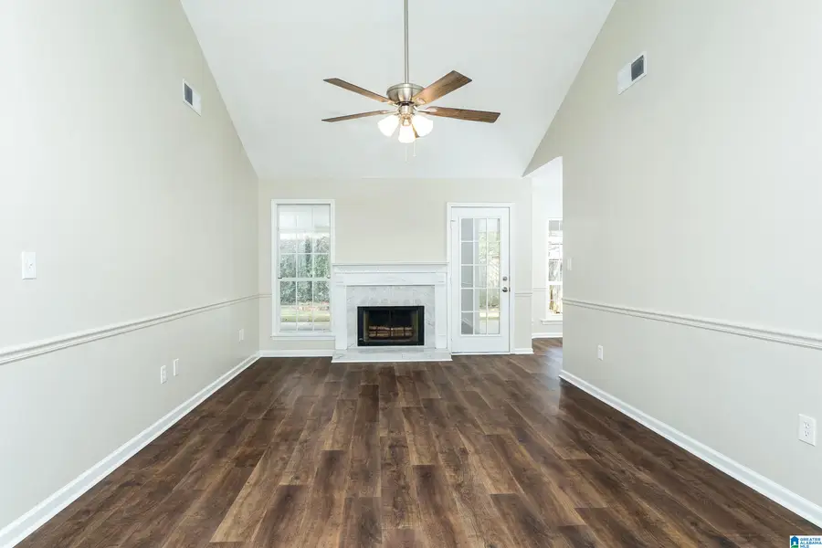 196 JASMINE DRIVE, Alabaster, AL 35007 - Image #2